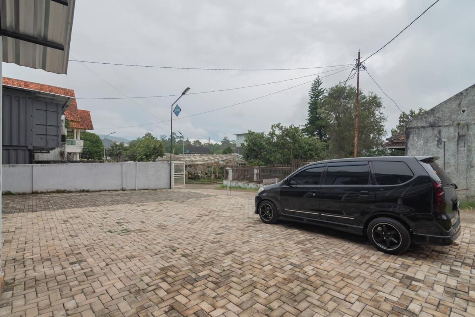 Reddoorz Plus Near Lembang Park & Zoo Luaran gambar